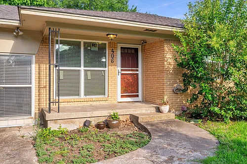 406 N Bonham Dr Photo 1