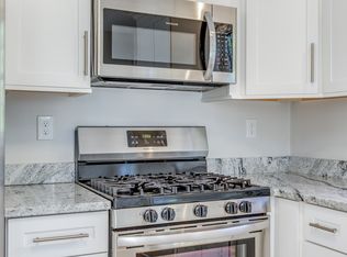 5 Pumpkin Cir, Tyngsboro, MA 01879