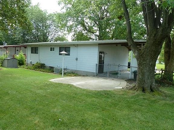 2nd image of 305 Falcon Dr