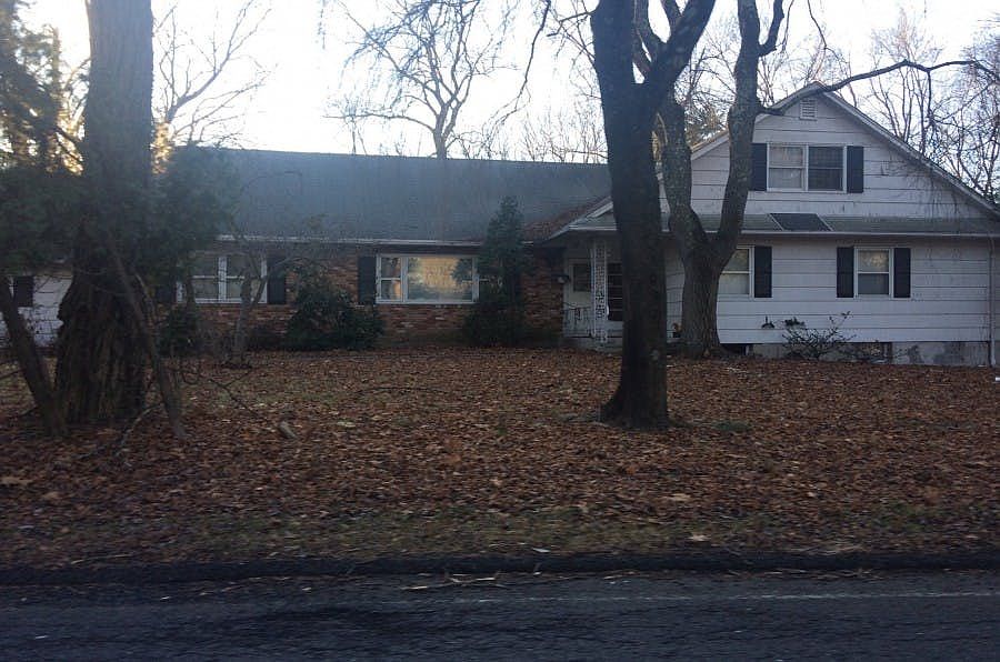 109 Scotland Hill Rd, Chestnut Ridge, NY 10977 Zillow