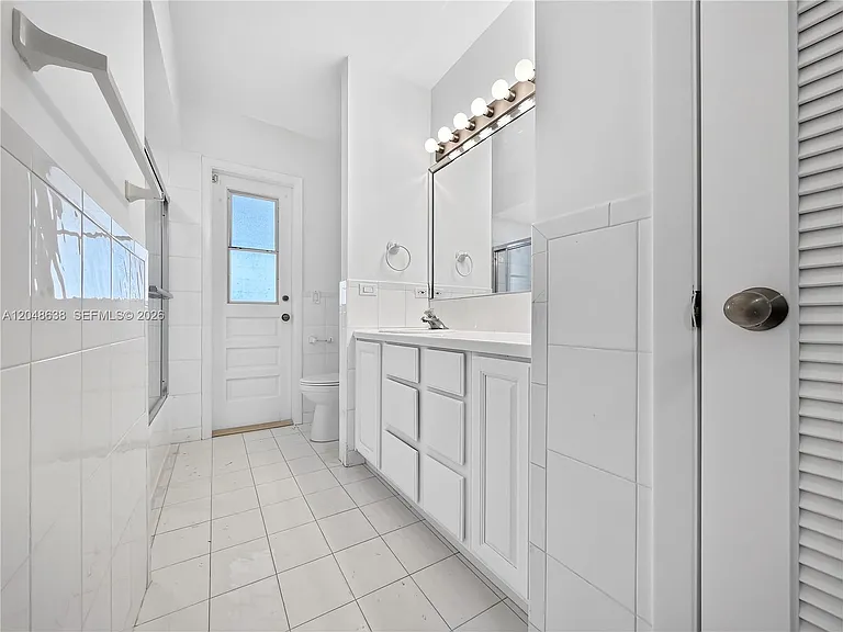 14121 SW 97th Ave — Photo 24