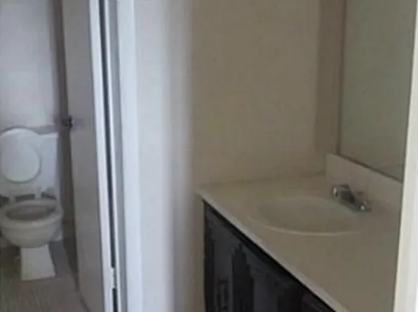 484 NW 165th St APT A414, Miami, FL 33169