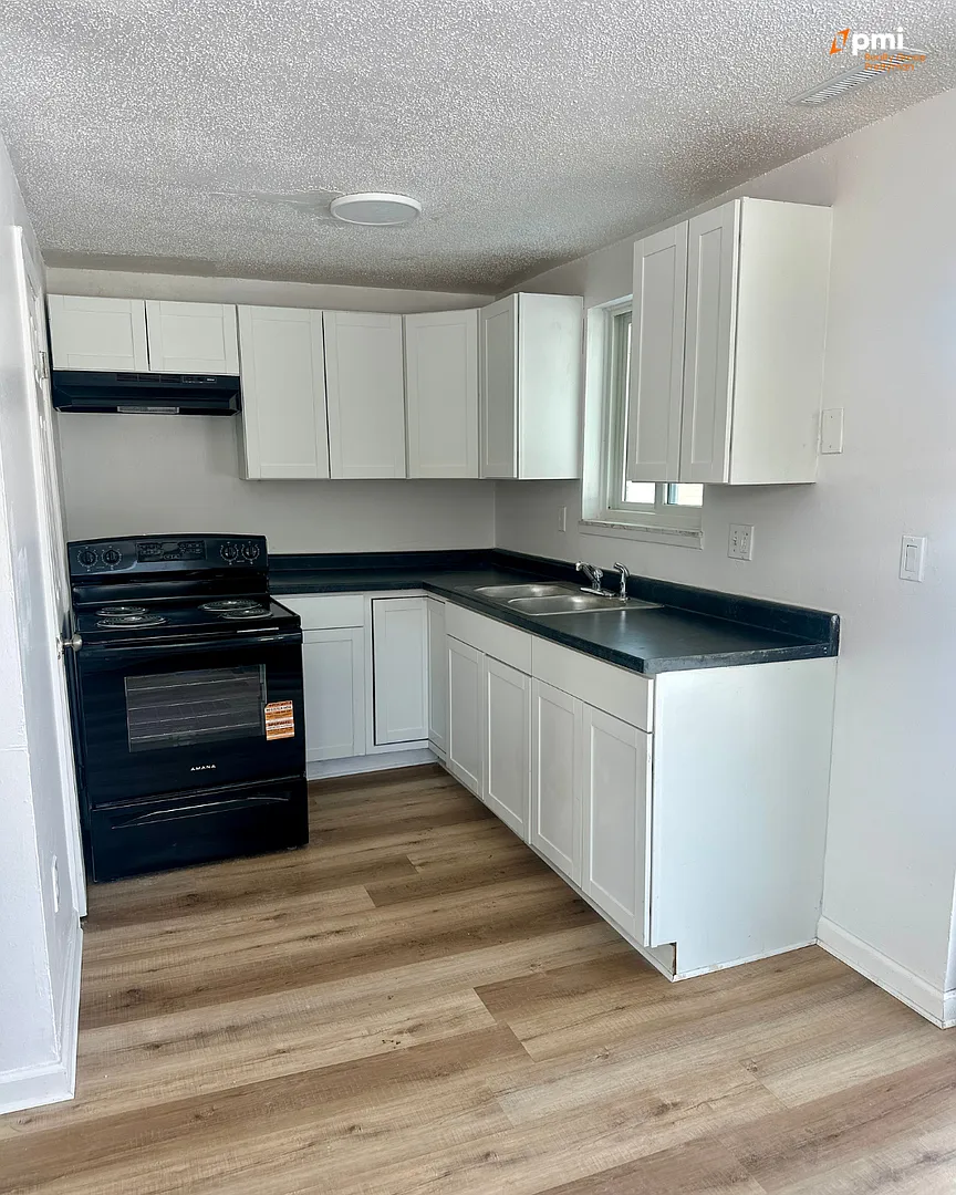 Hidden Village TownHomes — Photo 4
