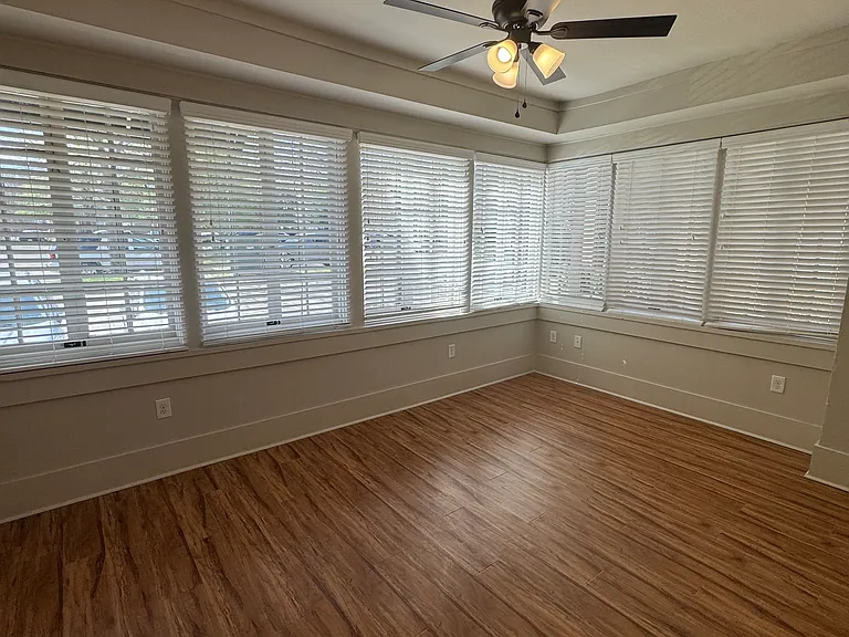 519 E Capitol Ave #1C — Photo 20