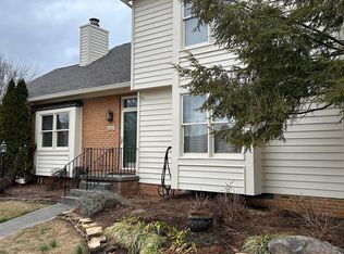 10007 McCormick Pl, Knoxville, TN 37923