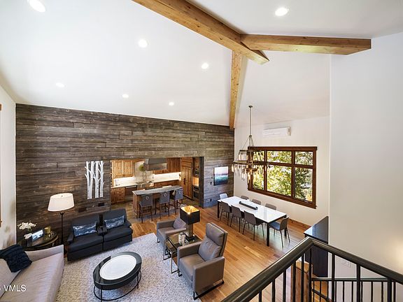 5th image of 2735 Snowberry Dr Unit B