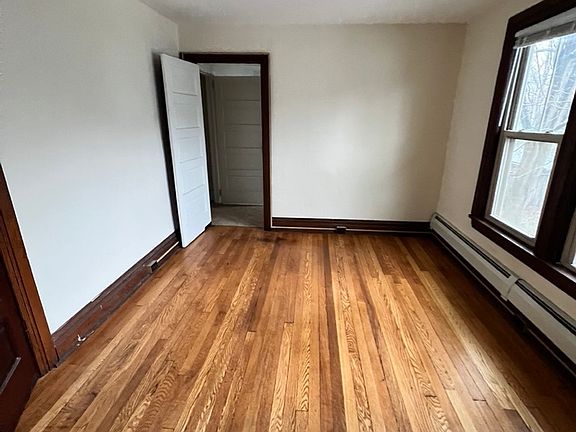 2nd image of 909 N Cayuga St #10744231