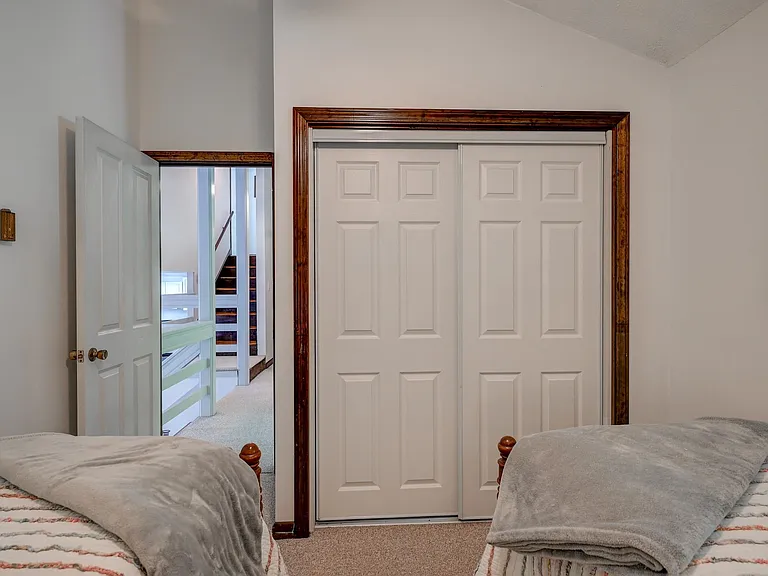 186 Ledgewood Rd — Photo 31