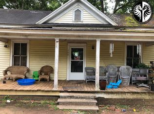 700 Clara St, Newberry, SC 29108