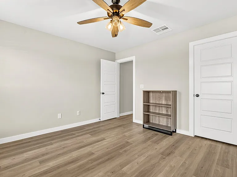 1606 N Dover Ave — Photo 19