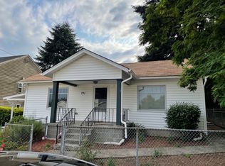 731 NW Hill St, Camas, WA 98607