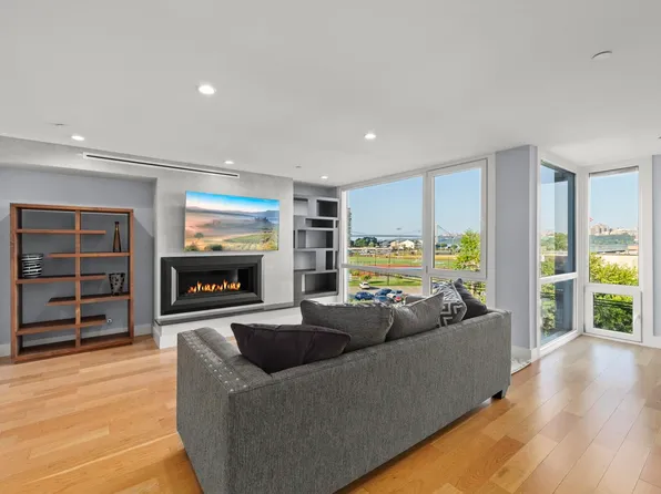 1076 River Road image 7 of 40