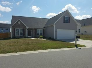 382 W Swift Creek Rd, Fletcher, NC 28732