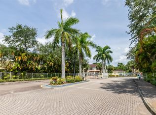 2403 NW 31st Ct, Oakland Park, FL 33309