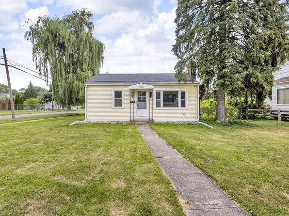 1100 E North St, Jackson, MI 49202