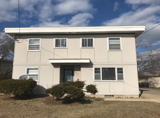 1001 S Brooks St #4, Madison, WI 53715