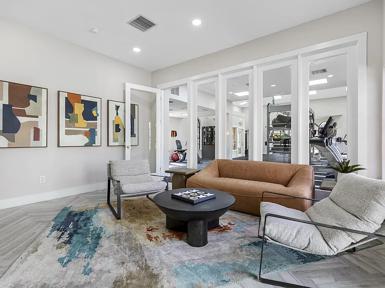 Alvista Hollywood — Photo 41
