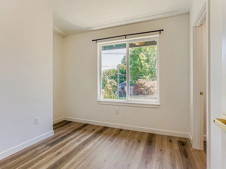 4475 SE 28th Pl — Photo 18