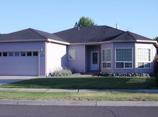 2374 Stonefield Way, Medford, OR 97501