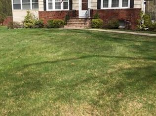 291 N Highland Ave, Pearl River, NY 10965