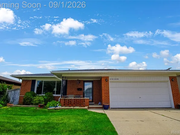 28200 Newland Dr, Warren, MI 48093