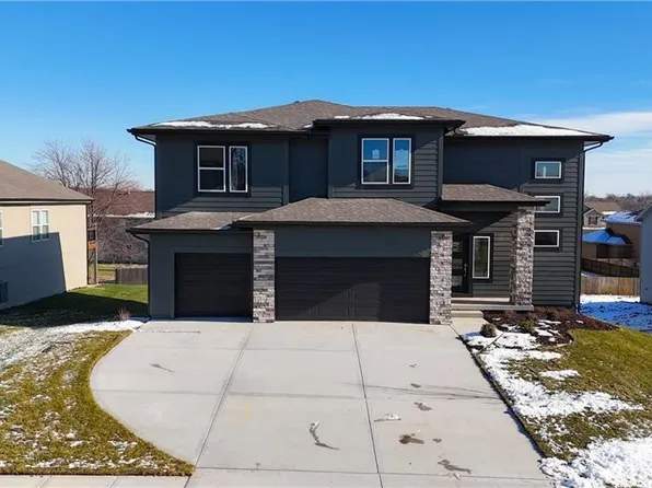 18299 W 166th Ter, Olathe, KS 66062