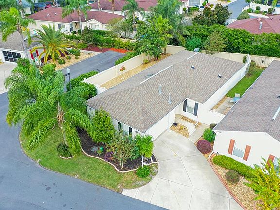 4th image of 7501 SE 171st Sun Valley Pl