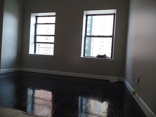 Rented by Keller Williams NYC | media 25