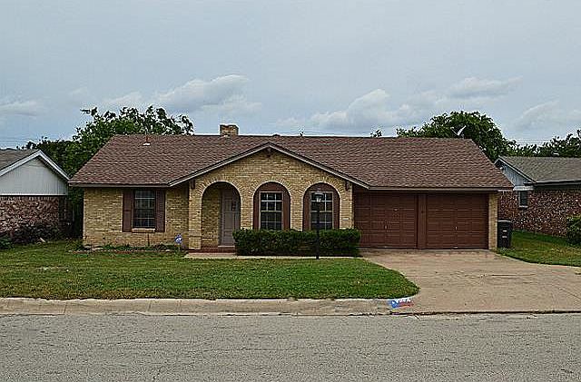 1st image of 2920 Laredo Dr