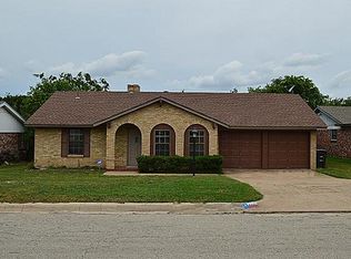 2920 Laredo Dr, Fort Worth, TX 76116