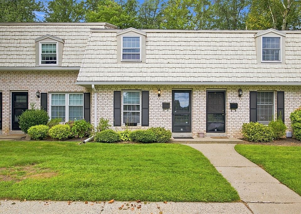 1st image of 7 Corey Colonial