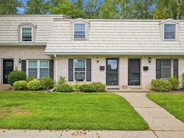 7 Corey Colonial, Agawam, MA 01001
