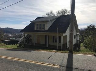 511 E Fries Rd, Galax, VA 24333