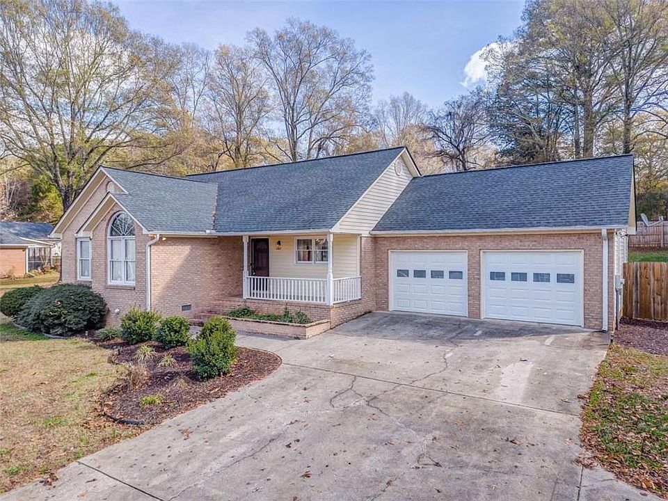 1st image of 292 Kimwood Dr