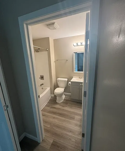 603 E Maumee St #1 — Photo 8