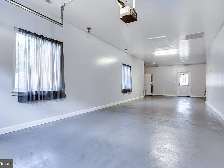 9212 Arabian Ave — Photo 35
