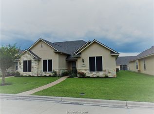 3808 Blackhawk Ln, College Station, TX 77845