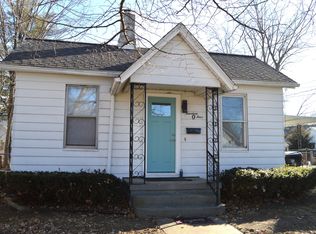 1404 S Roosevelt Ave, Bloomington, IL