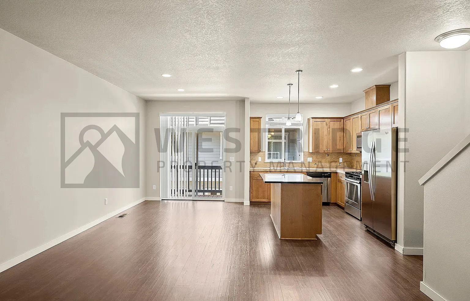 4 bed, 1578 sqft, $2,525 — Photo 4