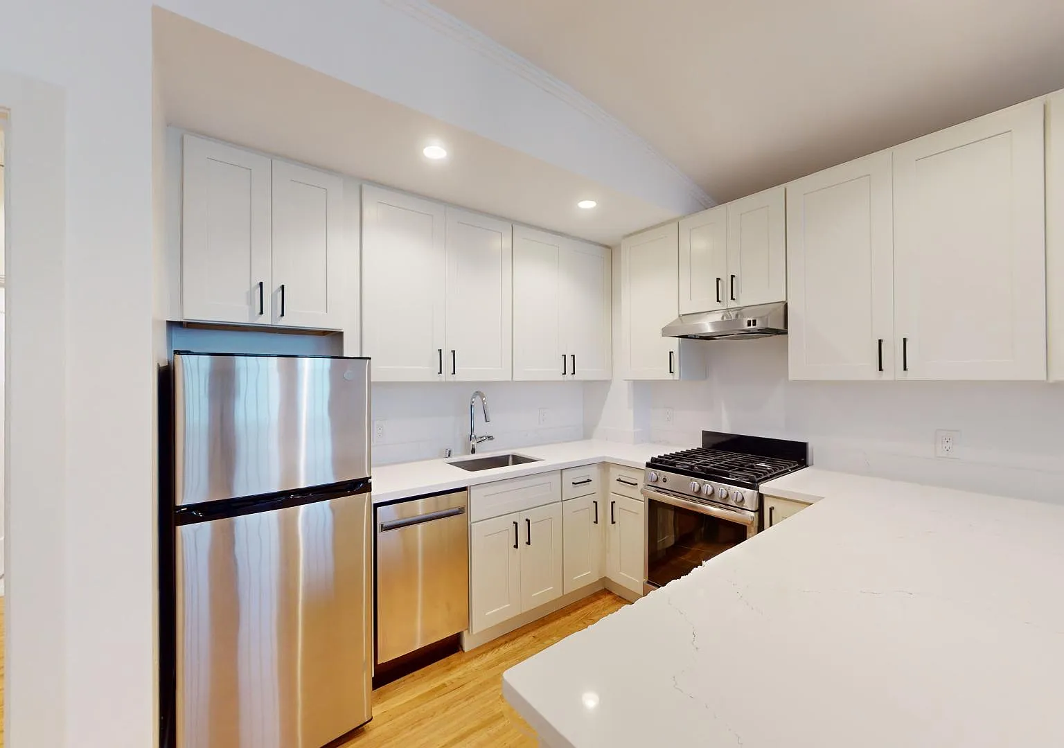 2600 Van Ness Ave APT 306 - Image 5