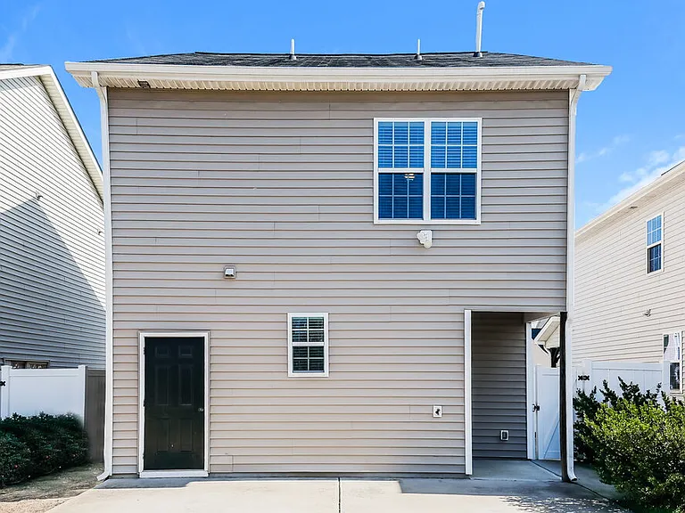 184 Honeybee Trce — Photo 17