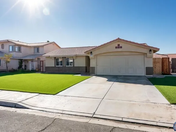 672 Sequoia St, Imperial, CA 92251