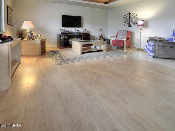 5th image of 12501 Lower River Rd