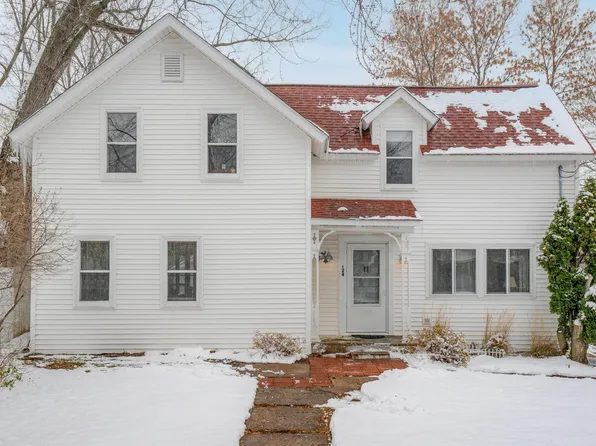 124 Main St N, Deer Park, WI 54007