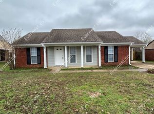 4162 Blackstone Dr, Horn Lake, MS 38637