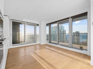 1480 Howe St #2705, Vancouver, BC V6Z 0G5