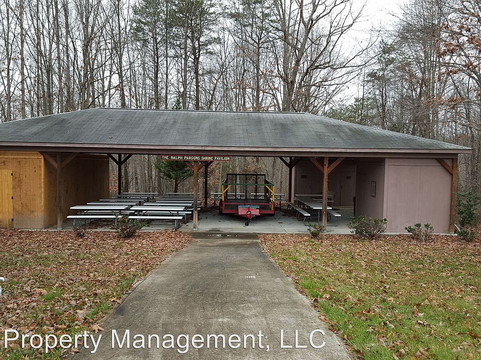 1st image of 214 Lemon Dr #3069330