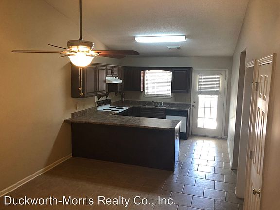 4th image of 1421 Southern Gardens Dr