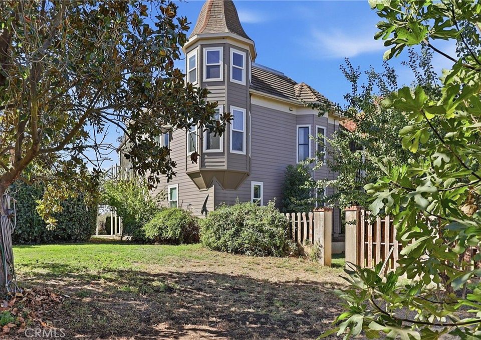 1st image of 3527 Kailua Ln