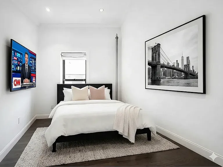 1377 Lexington Ave #2C — Photo 4